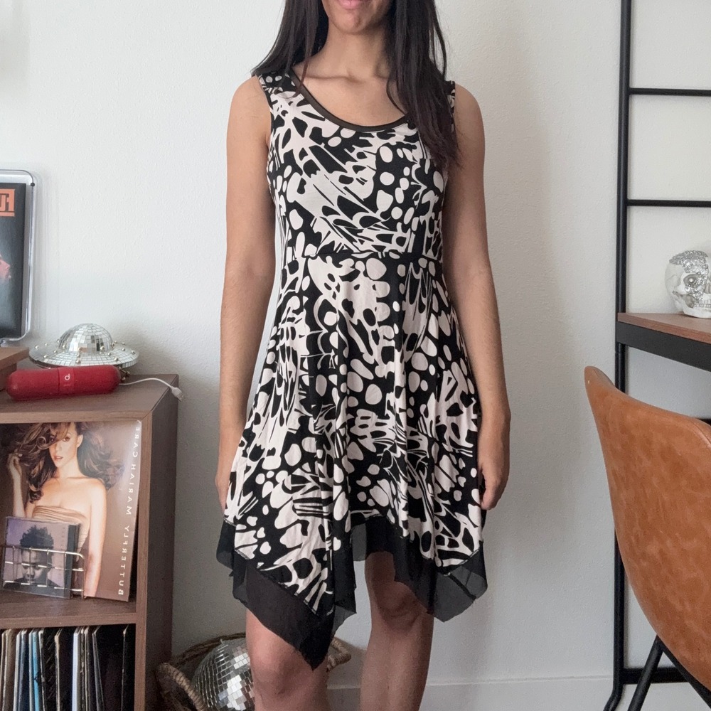 Cable & Gauge Black White Butterfly Print Handkerchief Hem Mesh Trim Dress M‎